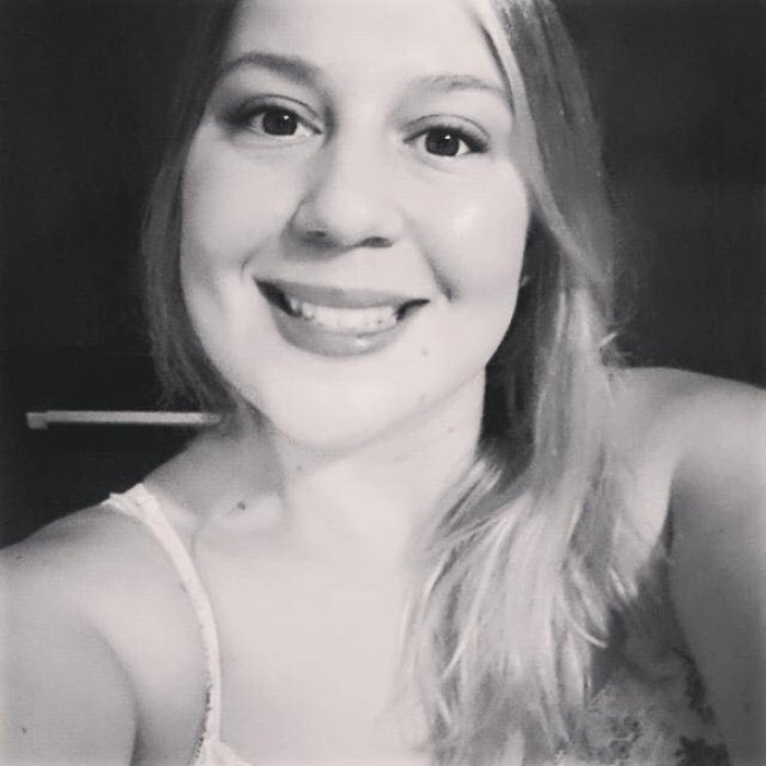 Me llamo Bianca soy una mujer casa con ganas de conocer gente nueva y pasar buenos momentos 
